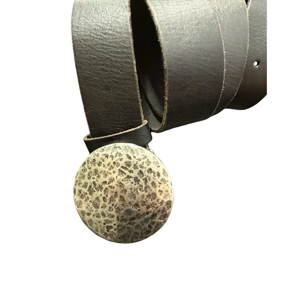 Stamp 10 black leather belt size‎ XL silver tone hammered buckle